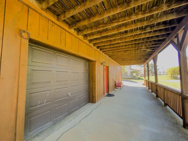 160 Mystic View Road, Monticello, KY 42633