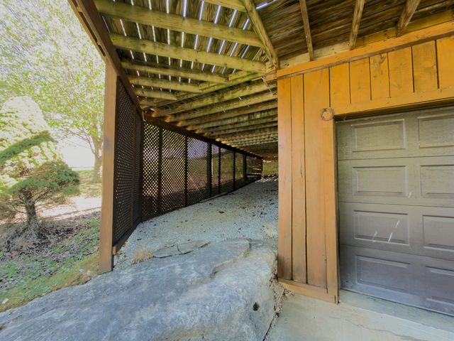 160 Mystic View Road, Monticello, KY 42633