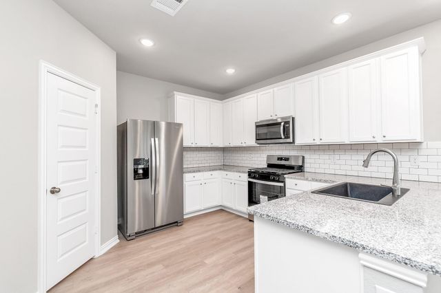 4615 Seagrass Knoll Drive, Katy, TX 77493