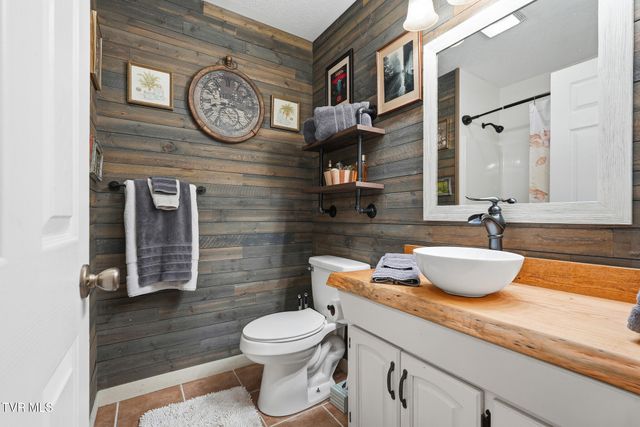 186 Kelly Coomer Road, Big Stone Gap, VA 24219