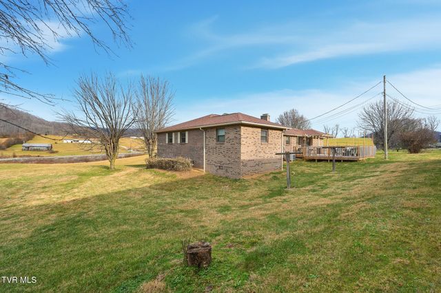 186 Kelly Coomer Road, Big Stone Gap, VA 24219