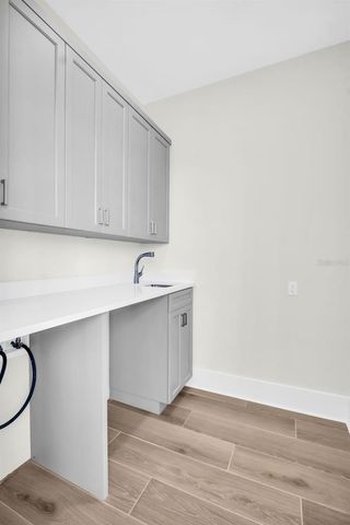 187 145TH AVENUE E 4, St Petersburg, FL 33708