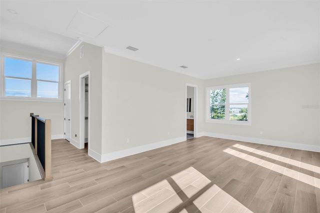 187 145TH AVENUE E 4, St Petersburg, FL 33708