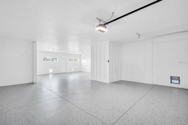 187 145TH AVENUE E 4, St Petersburg, FL 33708