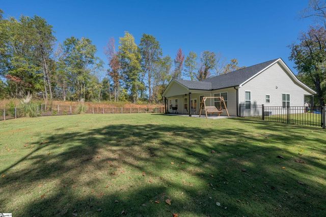 313 Groce Meadow Road, Taylors, SC 29687