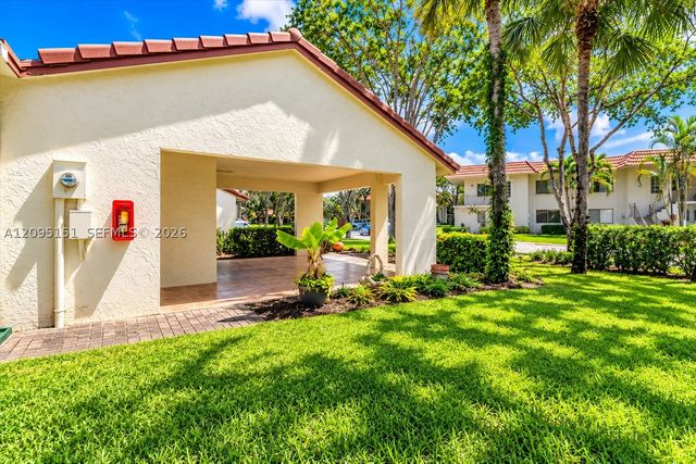 16273 Laurel Dr 7, Weston, FL 33326