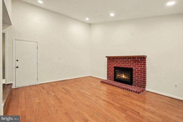 7536 CINNABAR TER, Gaithersburg, MD 20879