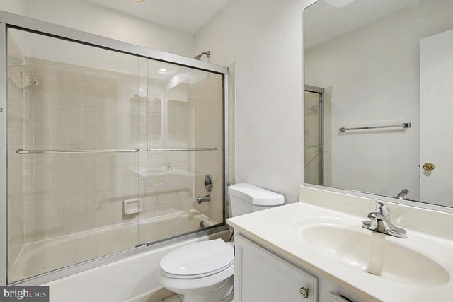 7536 CINNABAR TER, Gaithersburg, MD 20879
