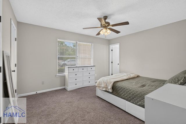 814 Lost Grove Lane, Hinesville, GA 31313