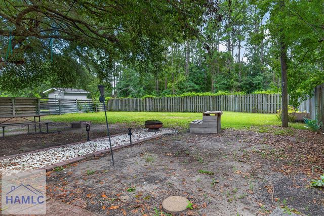 814 Lost Grove Lane, Hinesville, GA 31313