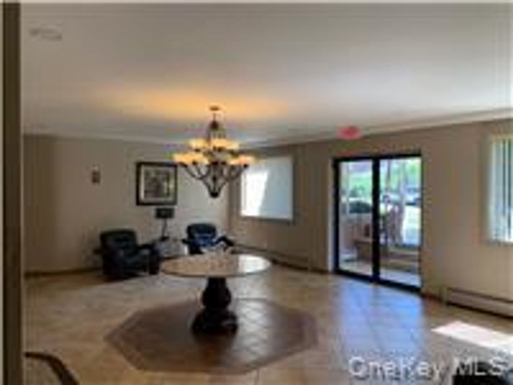 5 Oakdale Manor L22, Suffern, NY 10901 — photo 4