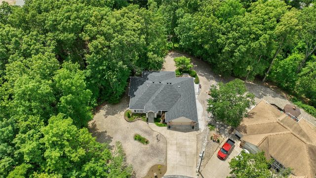 9 Barrhead Lane, Bella Vista, AR 72715