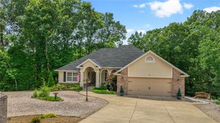 9 Barrhead Lane, Bella Vista, AR 72715