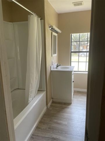 1605 15TH Street, Lake Charles, LA 70601