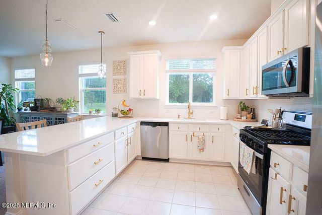 253 BOULDER Lane, St. Johns, FL 32259