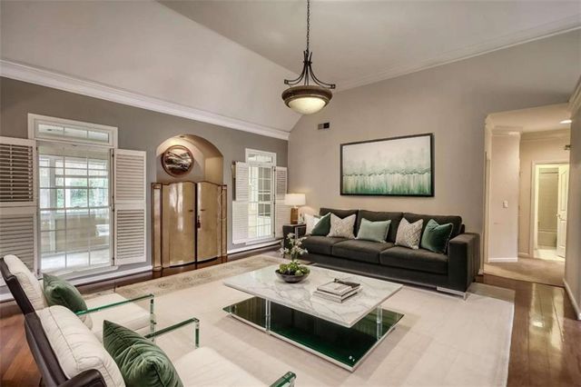 3435 Fox Hollow Way, Suwanee, GA 30024