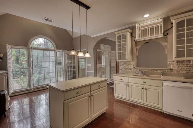 3435 Fox Hollow Way, Suwanee, GA 30024