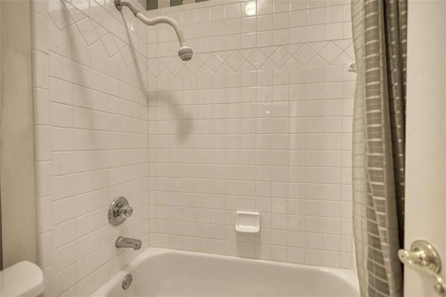 3435 Fox Hollow Way, Suwanee, GA 30024