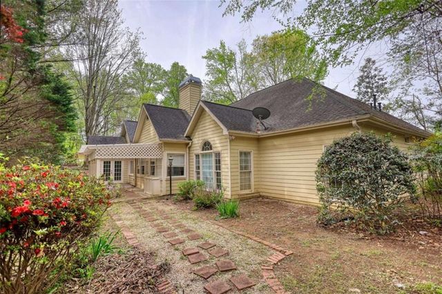 3435 Fox Hollow Way, Suwanee, GA 30024