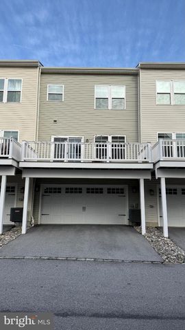 743 QUARRY RD, Malvern, PA 19355