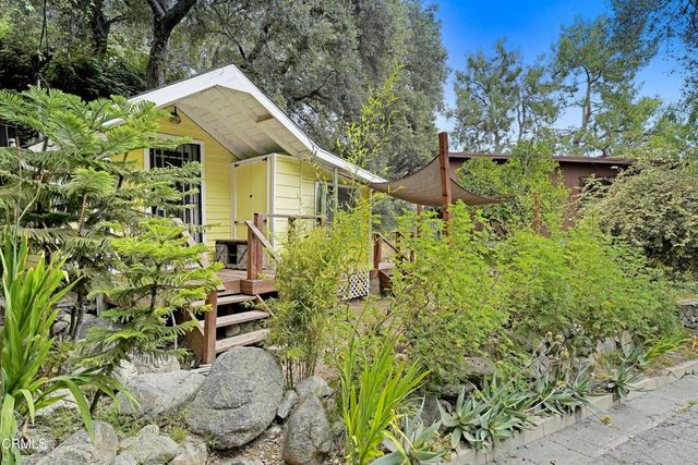 586 Los Rocas Drive, Sierra Madre, CA 91024