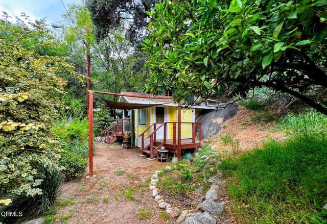 586 Los Rocas Drive, Sierra Madre, CA 91024