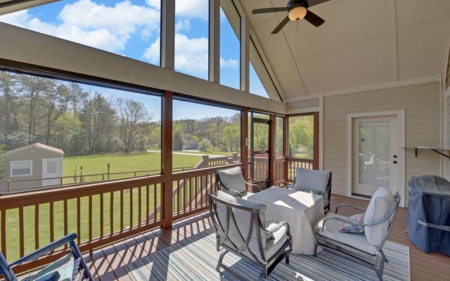 44 Nathaniels Way, Blairsville, GA 30512