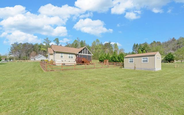 44 Nathaniels Way, Blairsville, GA 30512