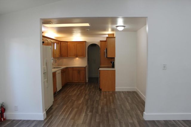 3240 SW 4th Street, Deerfield Beach, FL 33442