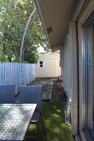 3240 SW 4th Street, Deerfield Beach, FL 33442