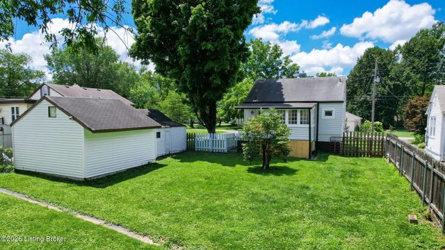 605 Fountain Ave, Lyndon, KY 40222