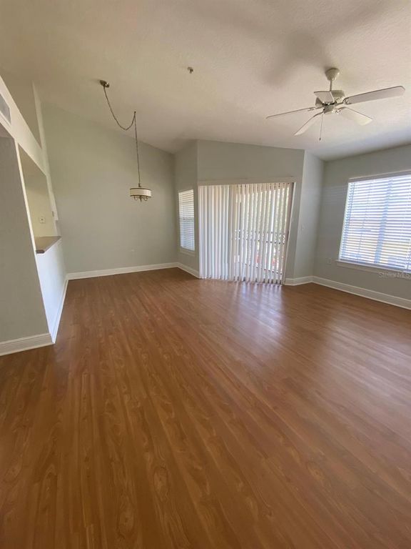 Image 5 of property listing at Address unavailable.
