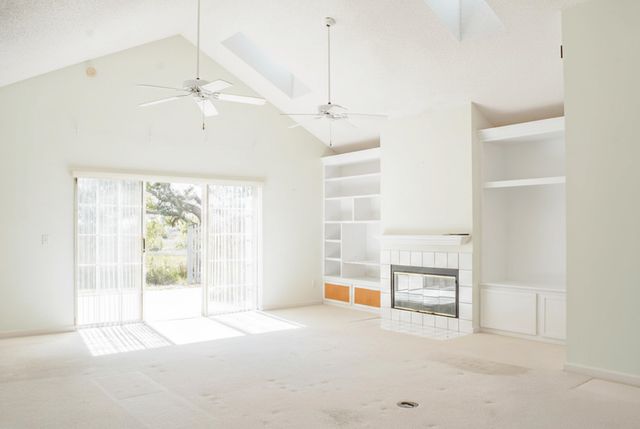 364 Village Dr, St Augustine, FL 32084