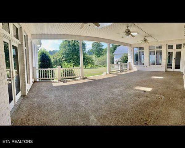 323 Harmon Rd, New Tazewell, TN 37825