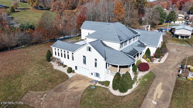 323 Harmon Rd, New Tazewell, TN 37825