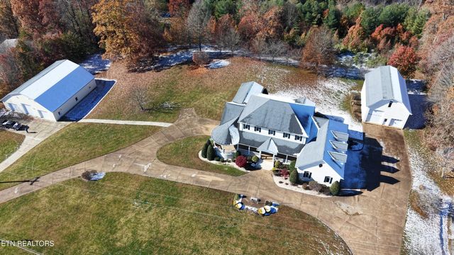 323 Harmon Rd, New Tazewell, TN 37825