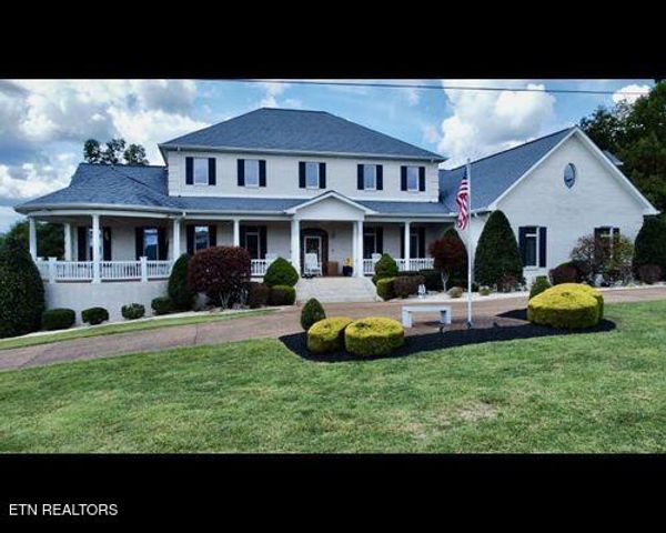 323 Harmon Rd, New Tazewell, TN 37825