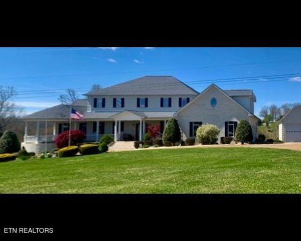 323 Harmon Rd, New Tazewell, TN 37825