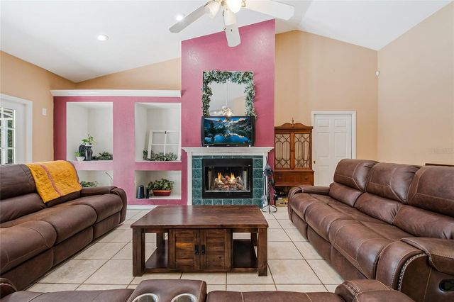 8672 MARY MOSER LANE, Lake Wales, FL 33898