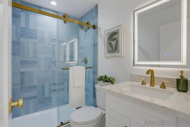 319 Volney Lane, Encinitas, CA 92024