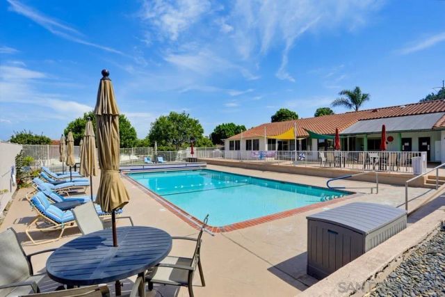 319 Volney Lane, Encinitas, CA 92024