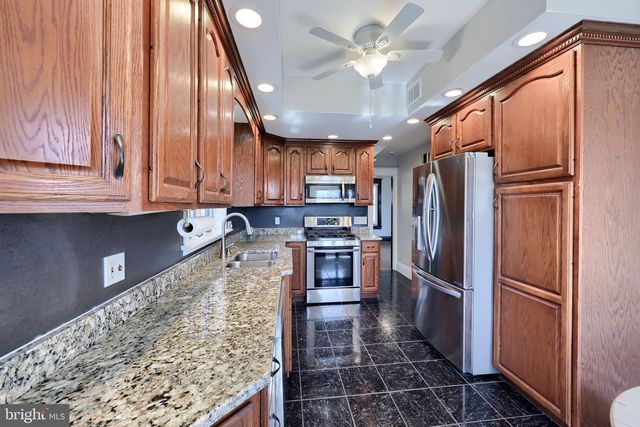 3517 SHARON ST, Harrisburg, PA 17111