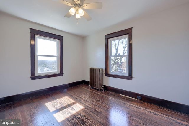 3517 SHARON ST, Harrisburg, PA 17111