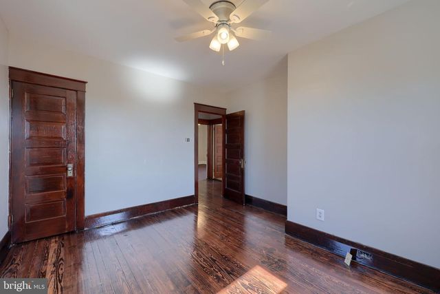 3517 SHARON ST, Harrisburg, PA 17111