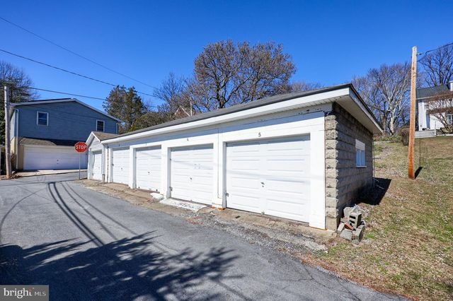 3517 SHARON ST, Harrisburg, PA 17111