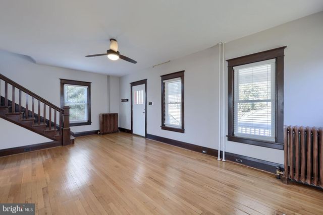 3517 SHARON ST, Harrisburg, PA 17111