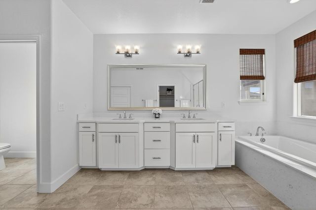 5936 Rosalee St, Sacramento, CA 95835