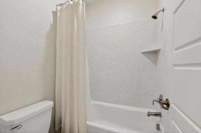 5936 Rosalee St, Sacramento, CA 95835