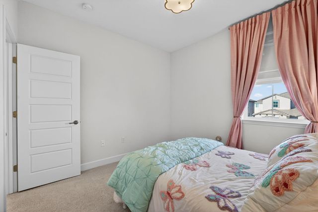 5936 Rosalee St, Sacramento, CA 95835