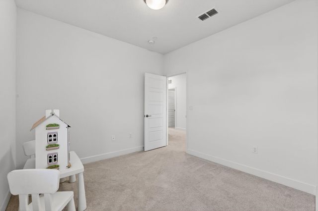 5936 Rosalee St, Sacramento, CA 95835